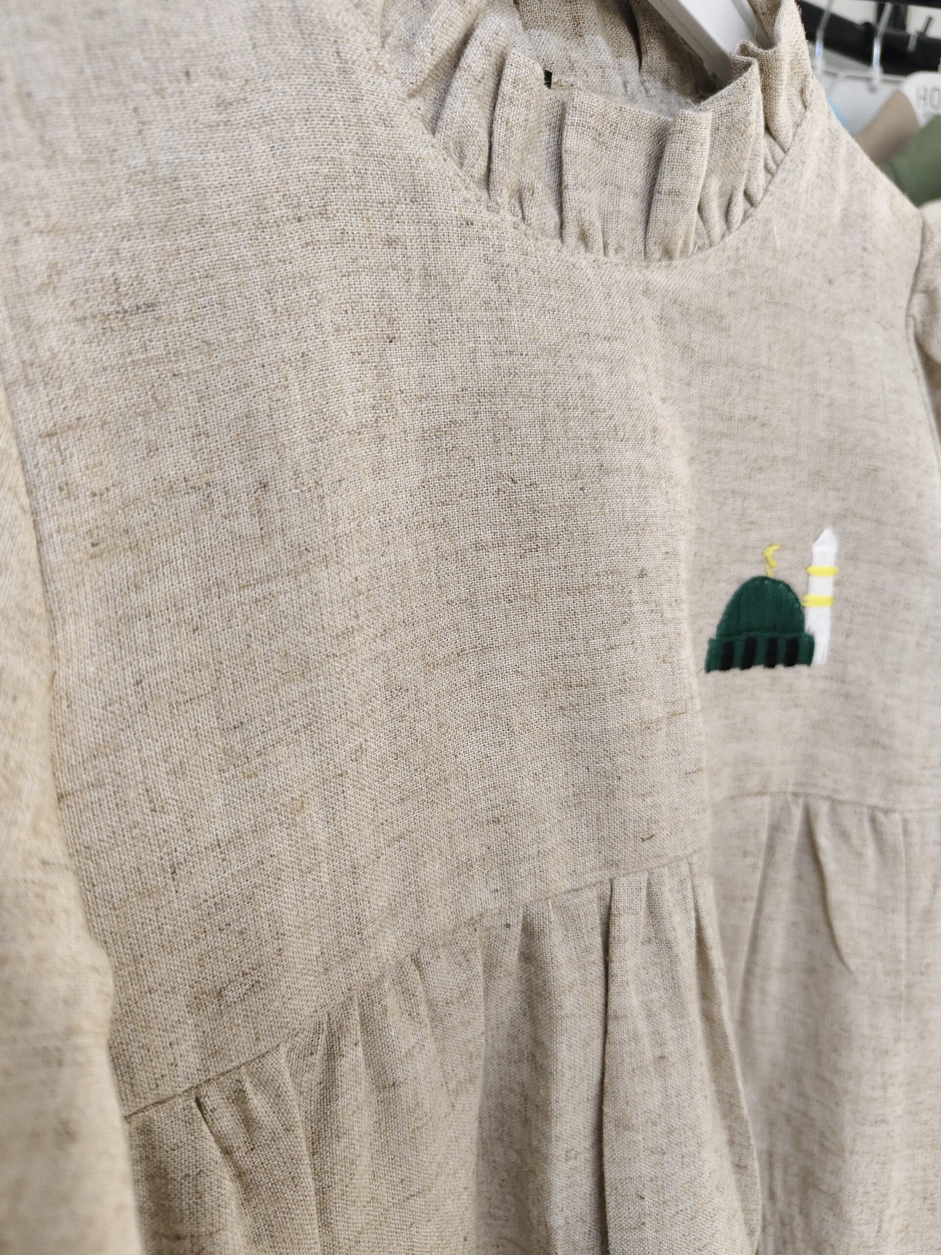 Kırçıllı Krem Keten Elbise Modelleri - Görsel 3