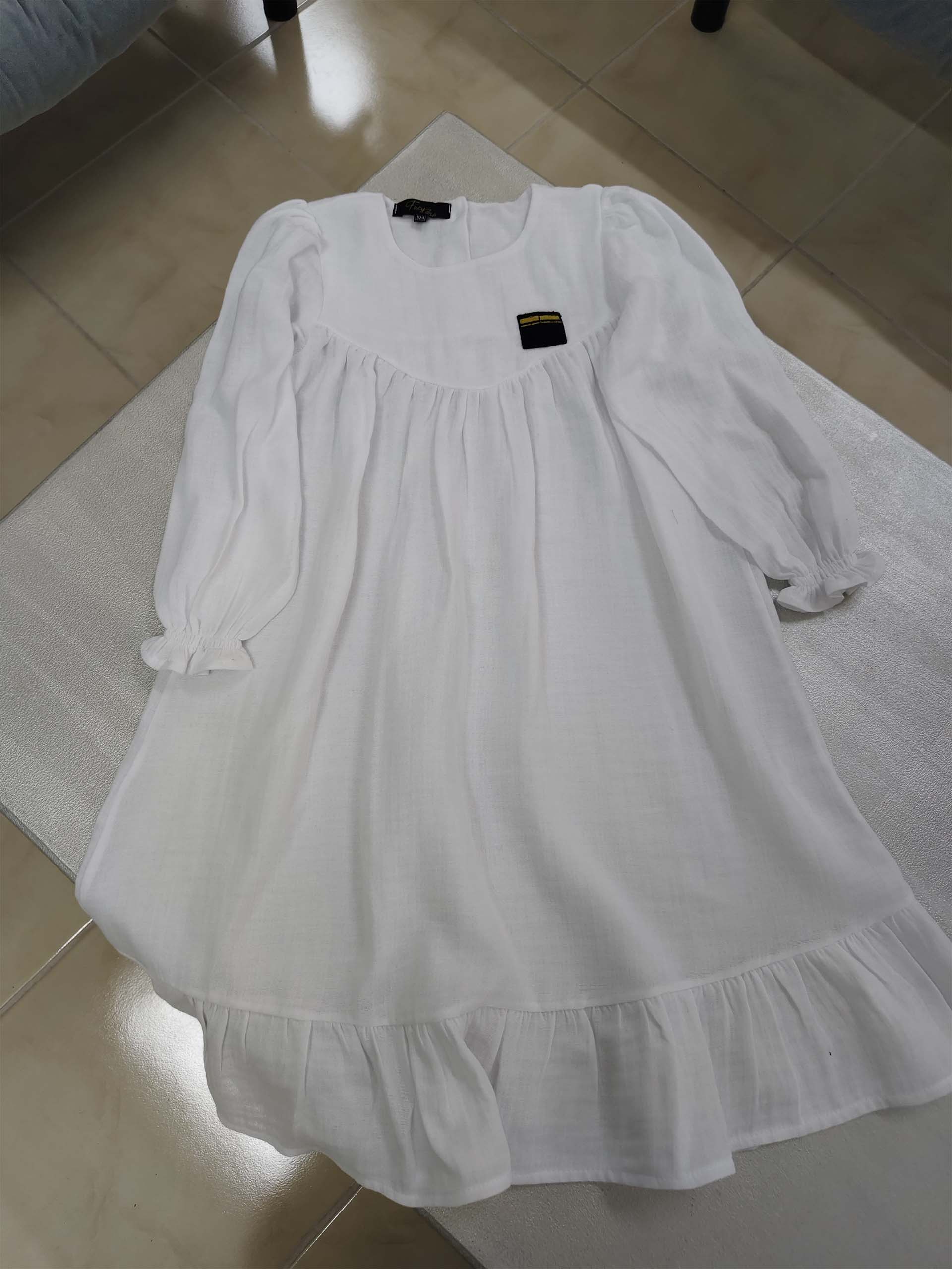 Beyaz Müslin Düz ve V Roba Elbise Modelleri - Görsel 3