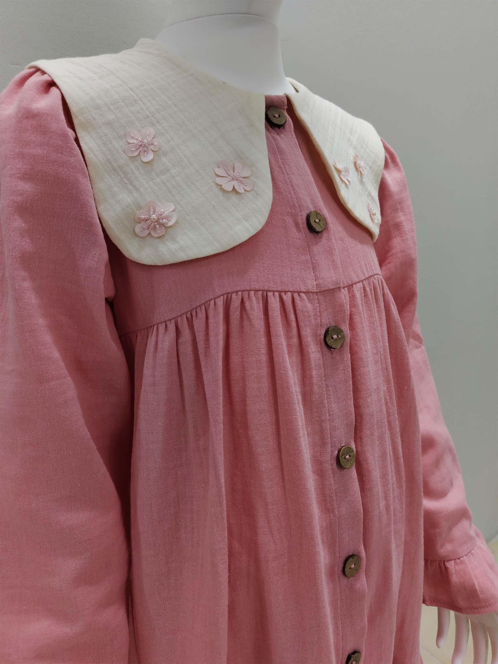 Pembe - Krem Renk Müslin Önlük Yakalı Elbise - Görsel 4