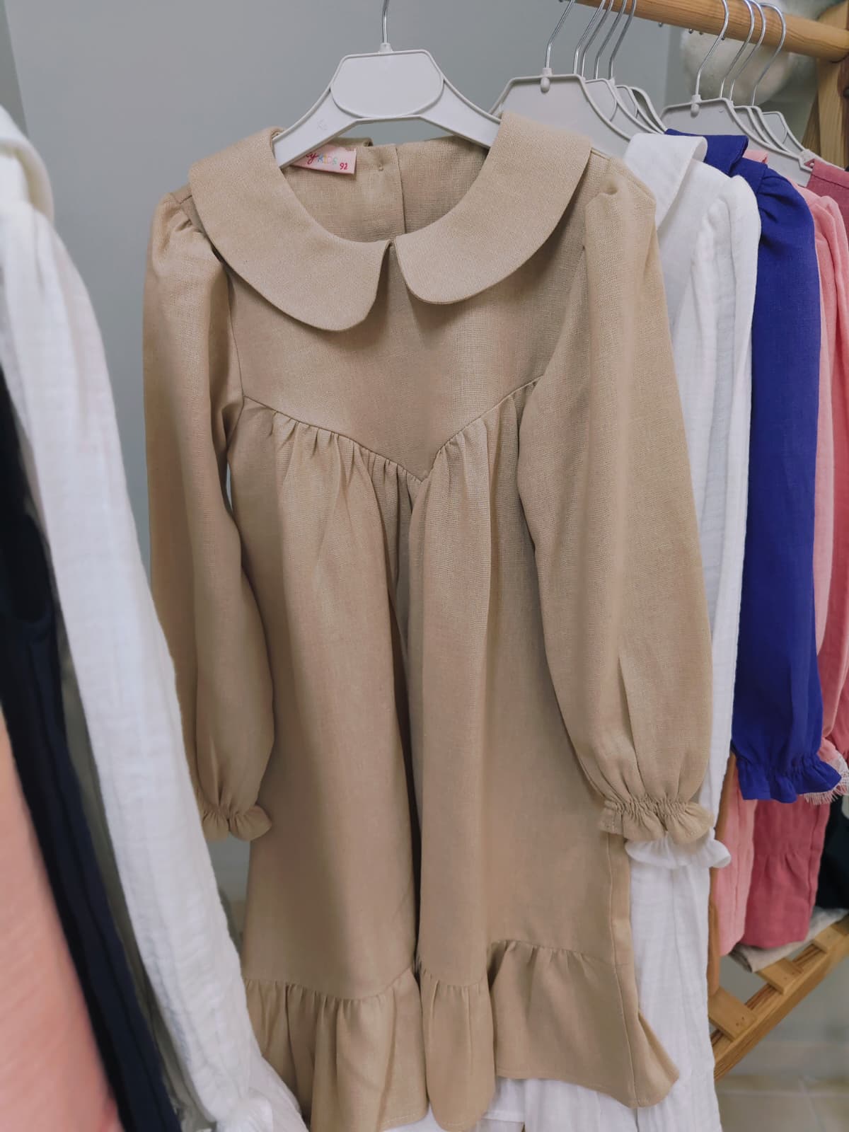 Bej Rengi Viskon Keten V-Roba Bebe Yaka Elbiseler - Görsel 2